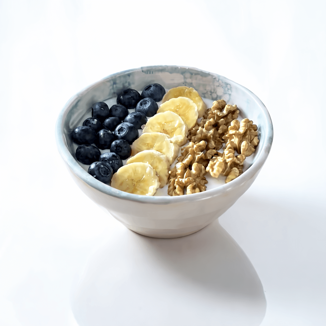 Bowl Vital – Yogur, plátano, arándanos y nueces